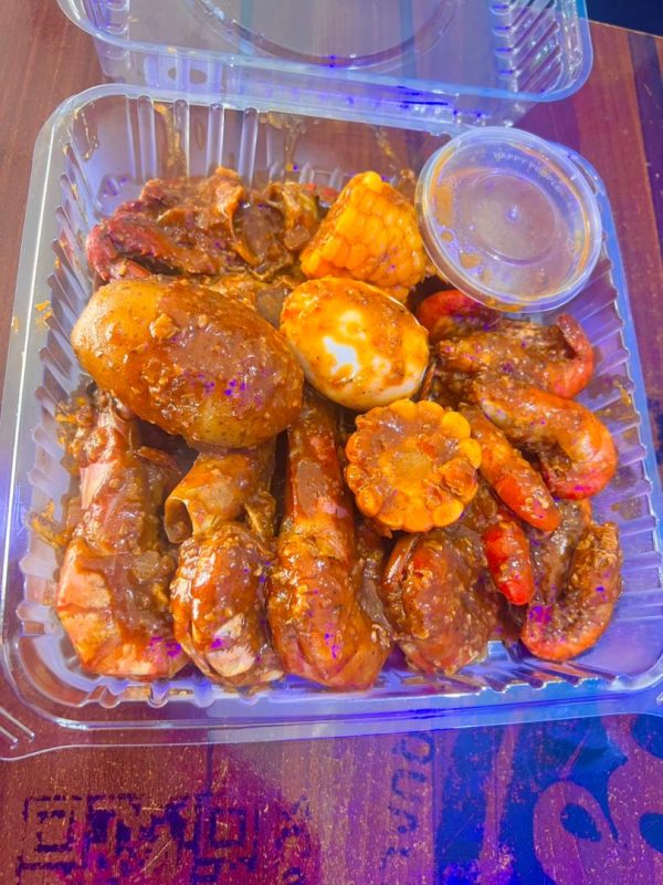 Platter Bag (Prawns, Crawfish, Crab, Egg, Corn, Potato)