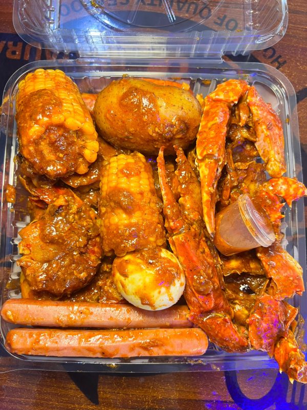 Platter Classic (Prawns 🦐 Crawfish 🍤 River Crab 🦀 Egg/Corn/Potatoes/Sausage)